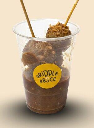 Sate Cilok (Meatball with Peanut Sauce)