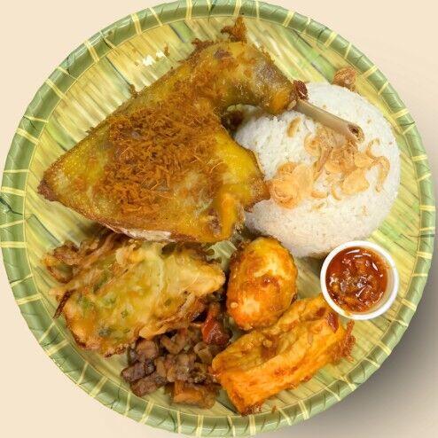 Nasi Uduk (Breakfast Rice Platter)